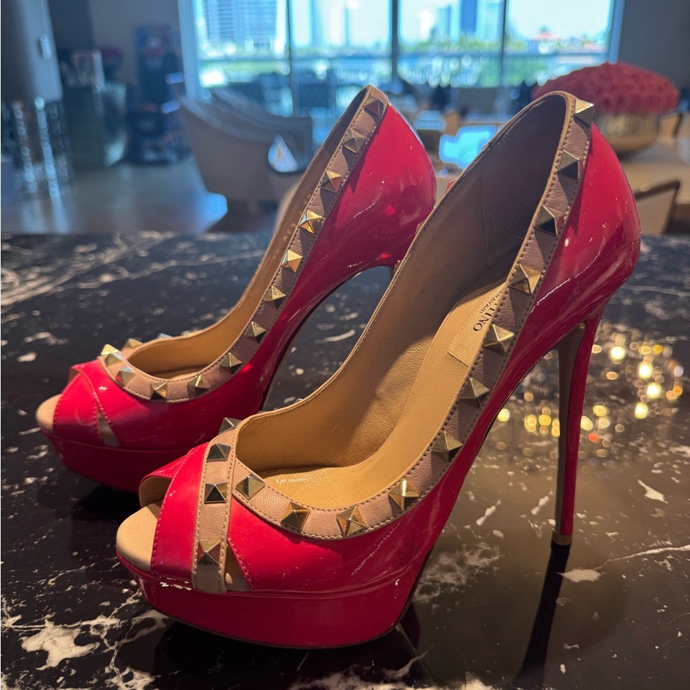 Women's pink Studded Peep-Toe Heels